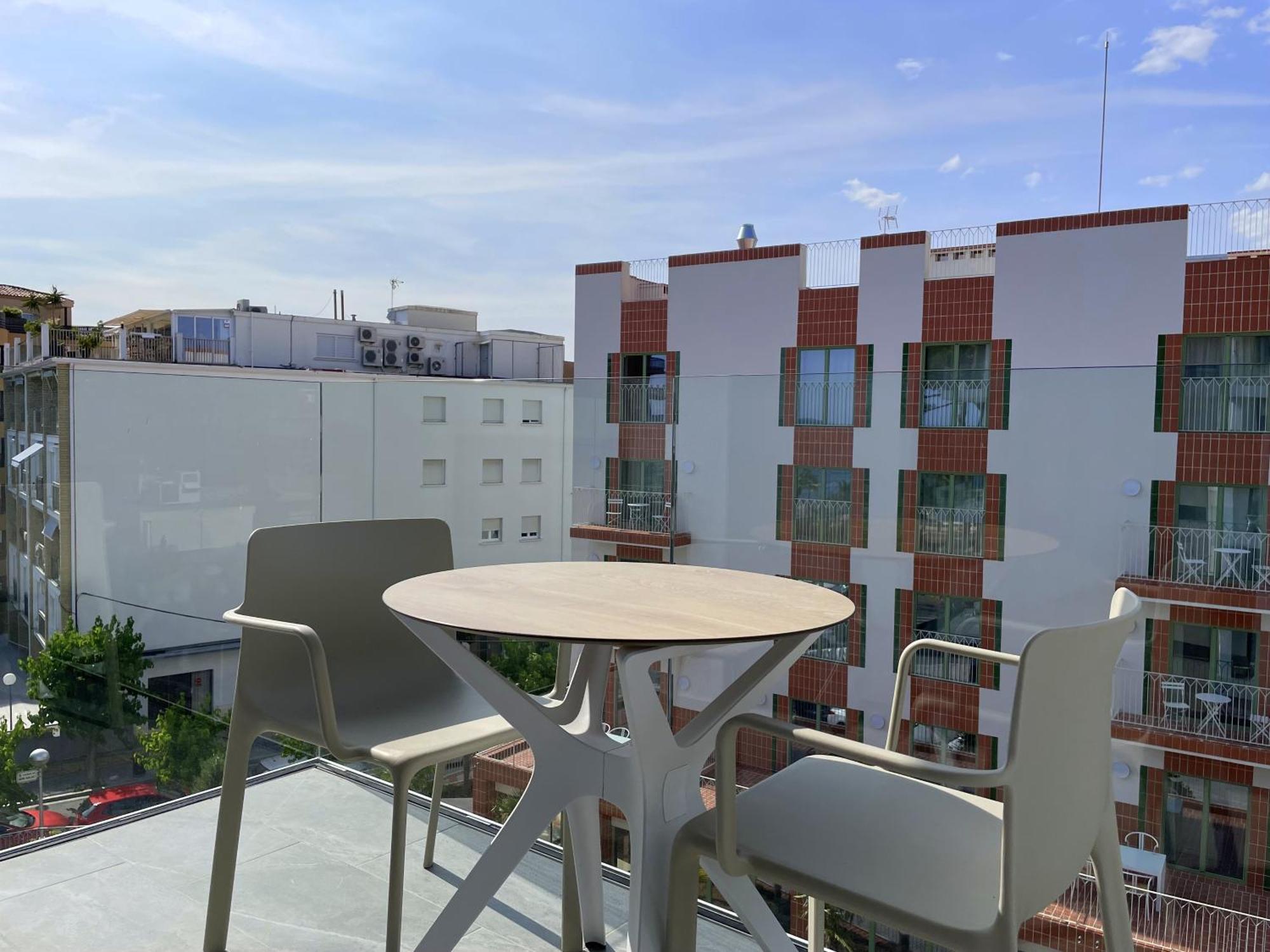 Rentalmar Suites Salou Families Only Zimmer foto
